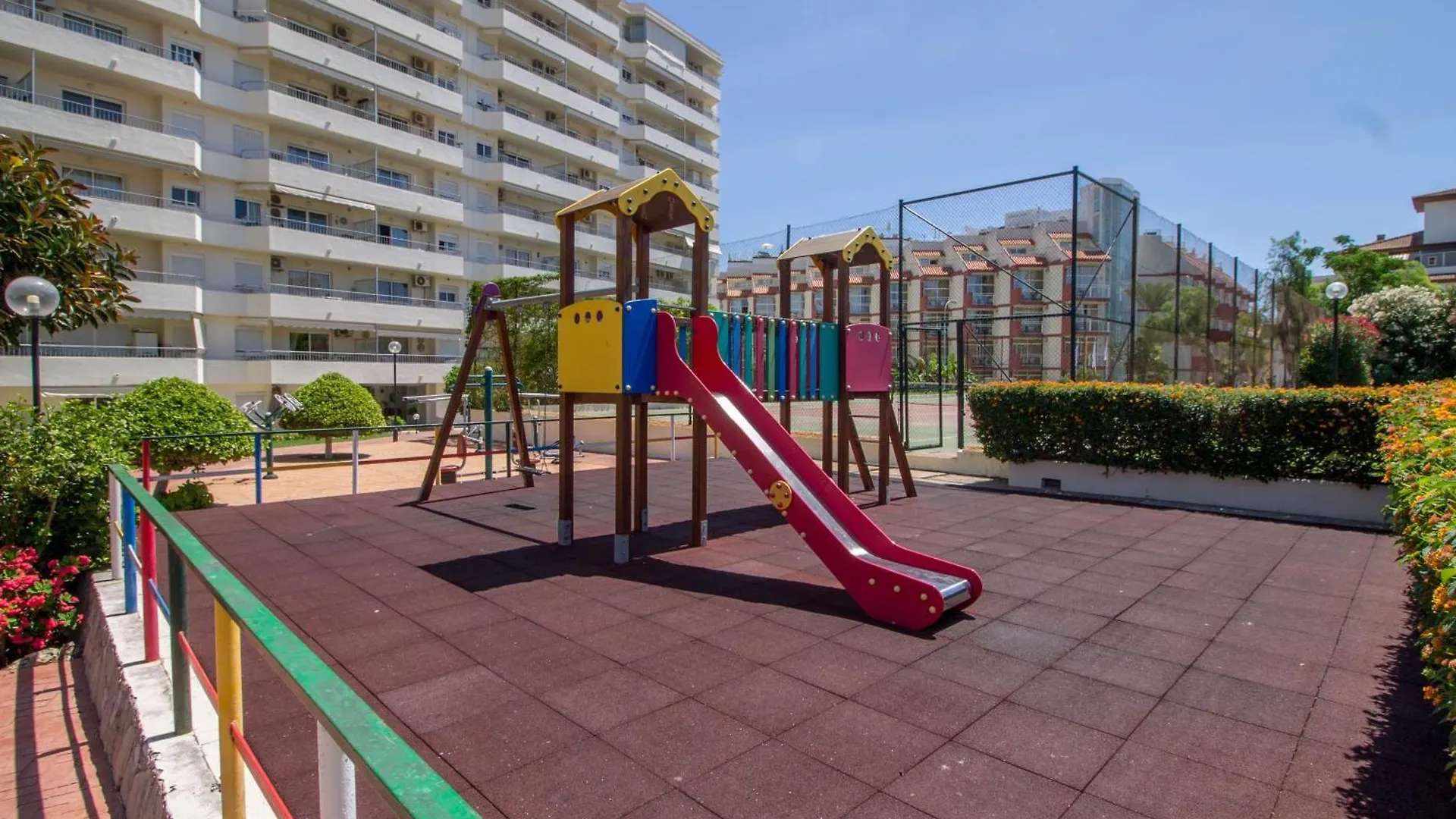 Carihuela Palace 417 By Ivi Real Estate Torremolinos Espanha