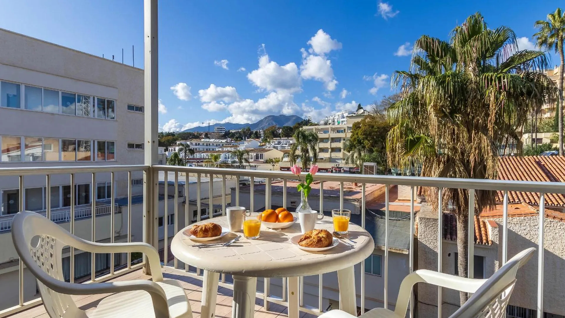 Carihuela Palace 417 By Ivi Real Estate Torremolinos Espanha